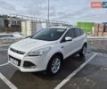 Белый Форд Эскейп, объемом двигателя 2 л и пробегом 153 тыс. км за 11500 $, фото 1 на Automoto.ua