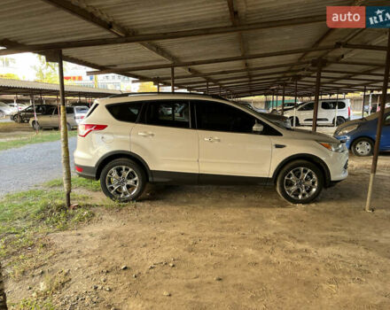 Білий Форд Ескейп, об'ємом двигуна 2 л та пробігом 215 тис. км за 11750 $, фото 1 на Automoto.ua