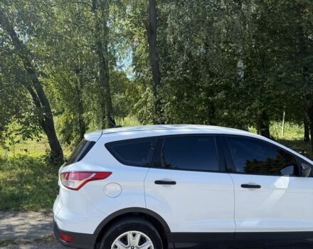 Белый Форд Эскейп, объемом двигателя 2.5 л и пробегом 167 тыс. км за 8250 $, фото 6 на Automoto.ua