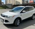 Белый Форд Эскейп, объемом двигателя 2 л и пробегом 218 тыс. км за 10500 $, фото 1 на Automoto.ua