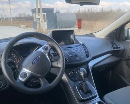 Белый Форд Эскейп, объемом двигателя 2 л и пробегом 201 тыс. км за 9550 $, фото 11 на Automoto.ua