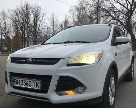 Білий Форд Ескейп, об'ємом двигуна 1.6 л та пробігом 247 тис. км за 10500 $, фото 2 на Automoto.ua
