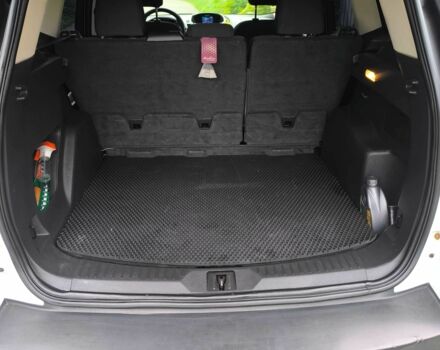 Білий Форд Ескейп, об'ємом двигуна 2.5 л та пробігом 200 тис. км за 10500 $, фото 20 на Automoto.ua