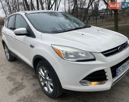 Белый Форд Эскейп, объемом двигателя 2 л и пробегом 190 тыс. км за 11700 $, фото 7 на Automoto.ua