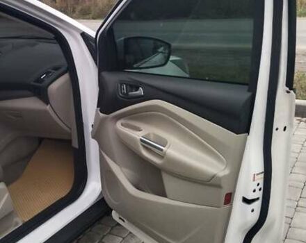 Білий Форд Ескейп, об'ємом двигуна 1.6 л та пробігом 155 тис. км за 9950 $, фото 16 на Automoto.ua