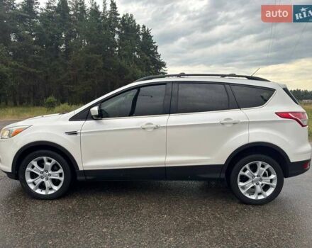 Белый Форд Эскейп, объемом двигателя 2 л и пробегом 145 тыс. км за 11650 $, фото 8 на Automoto.ua