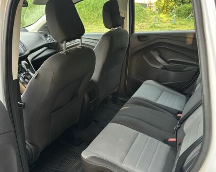 Белый Форд Эскейп, объемом двигателя 2.5 л и пробегом 167 тыс. км за 8250 $, фото 15 на Automoto.ua