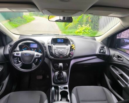 Білий Форд Ескейп, об'ємом двигуна 2.5 л та пробігом 200 тис. км за 10500 $, фото 8 на Automoto.ua