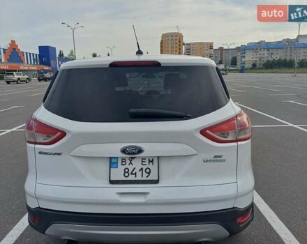 Білий Форд Ескейп, об'ємом двигуна 1.6 л та пробігом 211 тис. км за 10700 $, фото 3 на Automoto.ua