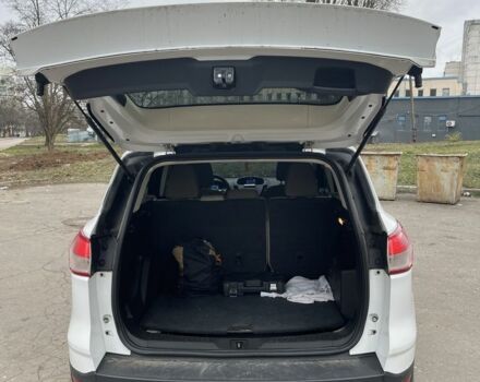 Белый Форд Эскейп, объемом двигателя 1.6 л и пробегом 236 тыс. км за 8200 $, фото 14 на Automoto.ua