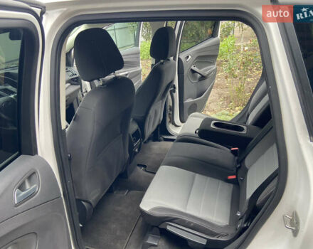 Белый Форд Эскейп, объемом двигателя 1.6 л и пробегом 178 тыс. км за 8999 $, фото 11 на Automoto.ua