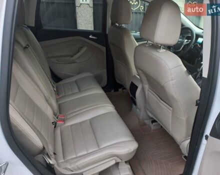 Білий Форд Ескейп, об'ємом двигуна 2 л та пробігом 194 тис. км за 13300 $, фото 6 на Automoto.ua