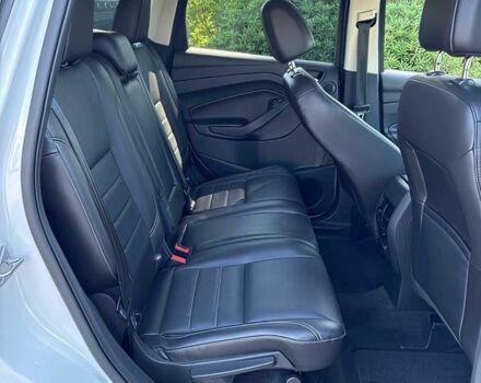 Белый Форд Эскейп, объемом двигателя 2 л и пробегом 87 тыс. км за 5400 $, фото 13 на Automoto.ua