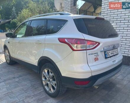Белый Форд Эскейп, объемом двигателя 1.6 л и пробегом 100 тыс. км за 12200 $, фото 3 на Automoto.ua