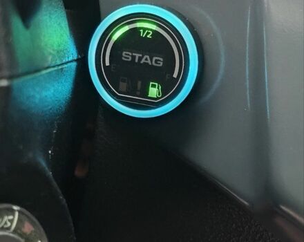 Білий Форд Ескейп, об'ємом двигуна 2.5 л та пробігом 160 тис. км за 13000 $, фото 8 на Automoto.ua