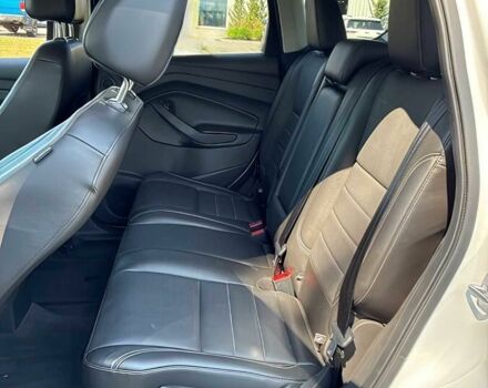 Белый Форд Эскейп, объемом двигателя 2 л и пробегом 87 тыс. км за 5400 $, фото 12 на Automoto.ua