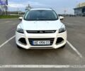 Белый Форд Эскейп, объемом двигателя 2 л и пробегом 215 тыс. км за 11000 $, фото 1 на Automoto.ua