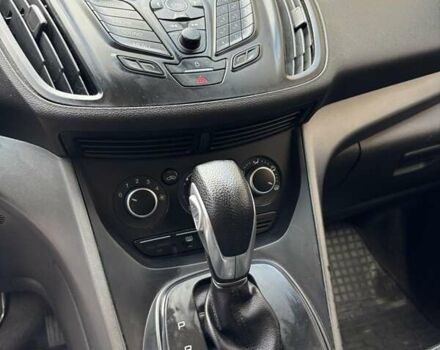 Белый Форд Эскейп, объемом двигателя 2.5 л и пробегом 172 тыс. км за 10400 $, фото 9 на Automoto.ua