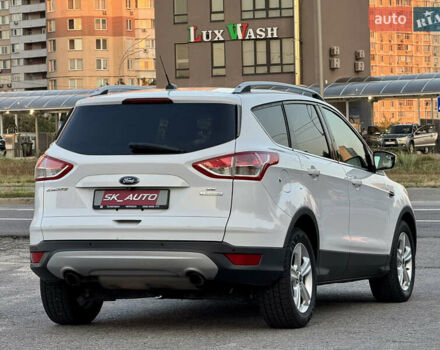 Белый Форд Эскейп, объемом двигателя 1.6 л и пробегом 212 тыс. км за 10700 $, фото 72 на Automoto.ua