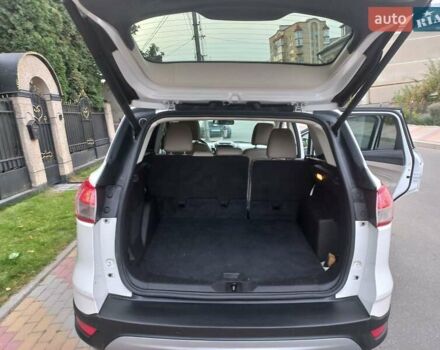 Білий Форд Ескейп, об'ємом двигуна 2 л та пробігом 194 тис. км за 13300 $, фото 8 на Automoto.ua