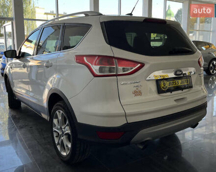 Белый Форд Эскейп, объемом двигателя 1.6 л и пробегом 103 тыс. км за 12700 $, фото 4 на Automoto.ua