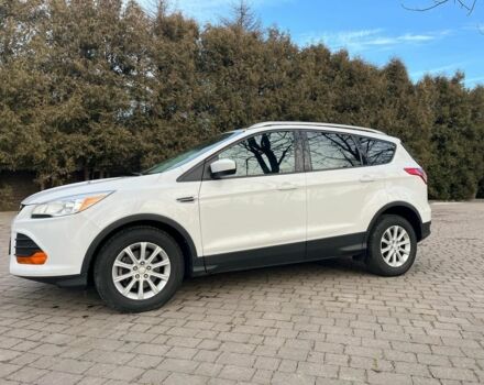 Белый Форд Эскейп, объемом двигателя 2.5 л и пробегом 230 тыс. км за 11450 $, фото 1 на Automoto.ua