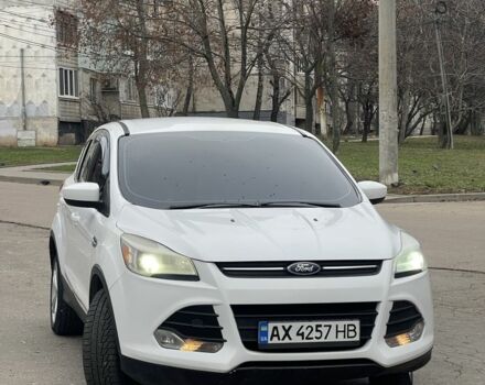 Белый Форд Эскейп, объемом двигателя 1.6 л и пробегом 236 тыс. км за 8200 $, фото 1 на Automoto.ua