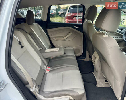 Белый Форд Эскейп, объемом двигателя 1.6 л и пробегом 212 тыс. км за 10700 $, фото 32 на Automoto.ua