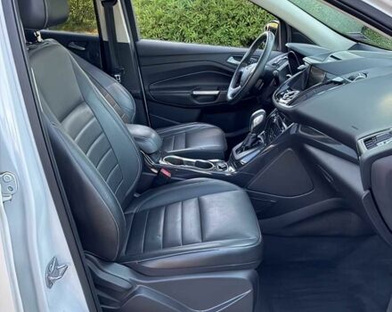 Белый Форд Эскейп, объемом двигателя 2 л и пробегом 87 тыс. км за 5400 $, фото 11 на Automoto.ua