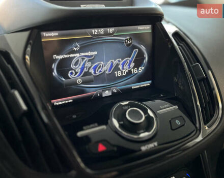 Белый Форд Эскейп, объемом двигателя 1.6 л и пробегом 103 тыс. км за 12700 $, фото 16 на Automoto.ua