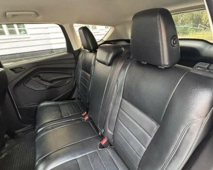 Белый Форд Эскейп, объемом двигателя 2.5 л и пробегом 172 тыс. км за 10400 $, фото 10 на Automoto.ua