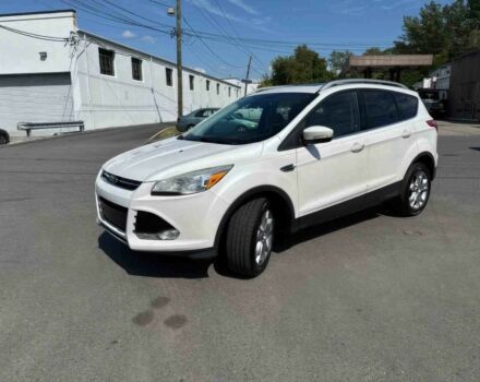 Белый Форд Эскейп, объемом двигателя 2 л и пробегом 80 тыс. км за 5200 $, фото 2 на Automoto.ua