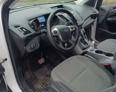 Білий Форд Ескейп, об'ємом двигуна 1.6 л та пробігом 300 тис. км за 11000 $, фото 5 на Automoto.ua