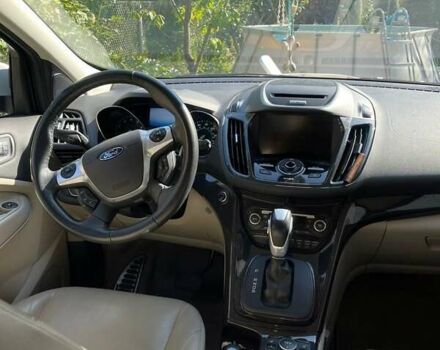 Белый Форд Эскейп, объемом двигателя 1.6 л и пробегом 100 тыс. км за 12200 $, фото 12 на Automoto.ua