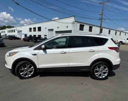 Белый Форд Эскейп, объемом двигателя 2 л и пробегом 80 тыс. км за 5200 $, фото 4 на Automoto.ua