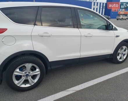 Білий Форд Ескейп, об'ємом двигуна 1.6 л та пробігом 211 тис. км за 10700 $, фото 7 на Automoto.ua
