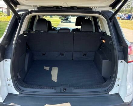 Белый Форд Эскейп, объемом двигателя 2 л и пробегом 87 тыс. км за 5400 $, фото 14 на Automoto.ua