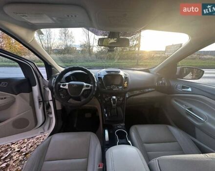 Белый Форд Эскейп, объемом двигателя 2.3 л и пробегом 170 тыс. км за 12999 $, фото 11 на Automoto.ua