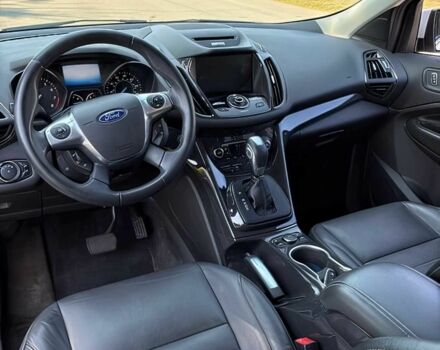 Белый Форд Эскейп, объемом двигателя 2 л и пробегом 87 тыс. км за 5400 $, фото 9 на Automoto.ua