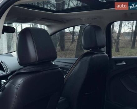 Белый Форд Эскейп, объемом двигателя 1.6 л и пробегом 138 тыс. км за 11450 $, фото 31 на Automoto.ua