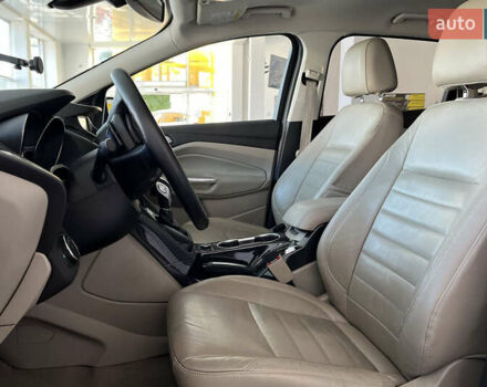 Белый Форд Эскейп, объемом двигателя 1.6 л и пробегом 103 тыс. км за 12700 $, фото 10 на Automoto.ua