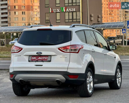 Белый Форд Эскейп, объемом двигателя 1.6 л и пробегом 212 тыс. км за 10700 $, фото 12 на Automoto.ua