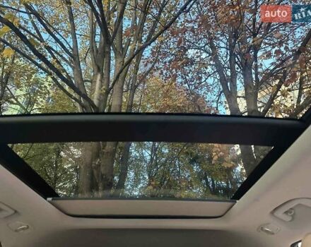 Белый Форд Эскейп, объемом двигателя 2.3 л и пробегом 170 тыс. км за 12999 $, фото 6 на Automoto.ua