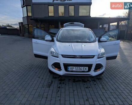 Белый Форд Эскейп, объемом двигателя 2.49 л и пробегом 208 тыс. км за 10800 $, фото 15 на Automoto.ua