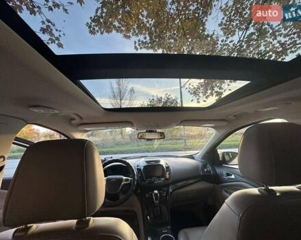 Белый Форд Эскейп, объемом двигателя 2.3 л и пробегом 170 тыс. км за 12999 $, фото 10 на Automoto.ua