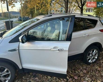 Белый Форд Эскейп, объемом двигателя 2.3 л и пробегом 170 тыс. км за 12999 $, фото 17 на Automoto.ua