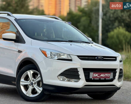 Белый Форд Эскейп, объемом двигателя 1.6 л и пробегом 212 тыс. км за 10700 $, фото 14 на Automoto.ua
