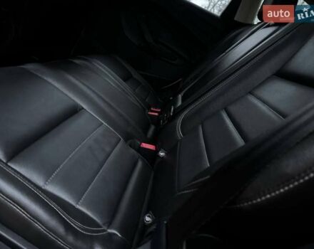 Белый Форд Эскейп, объемом двигателя 1.6 л и пробегом 138 тыс. км за 11450 $, фото 30 на Automoto.ua