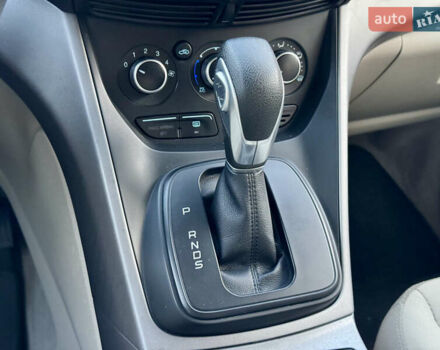 Белый Форд Эскейп, объемом двигателя 1.6 л и пробегом 212 тыс. км за 10700 $, фото 45 на Automoto.ua