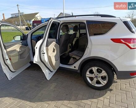 Білий Форд Ескейп, об'ємом двигуна 2 л та пробігом 245 тис. км за 11400 $, фото 9 на Automoto.ua